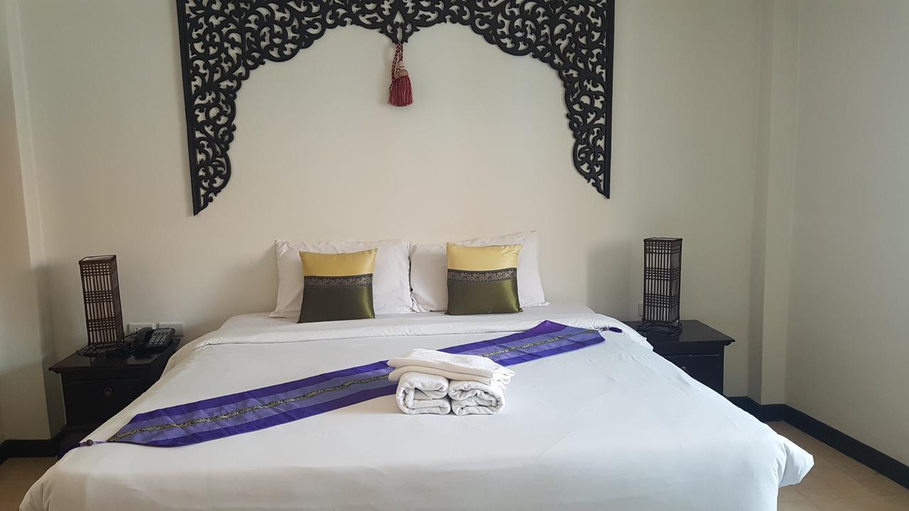 Wangburapa Grand Hotel Chiang Mai Exterior photo