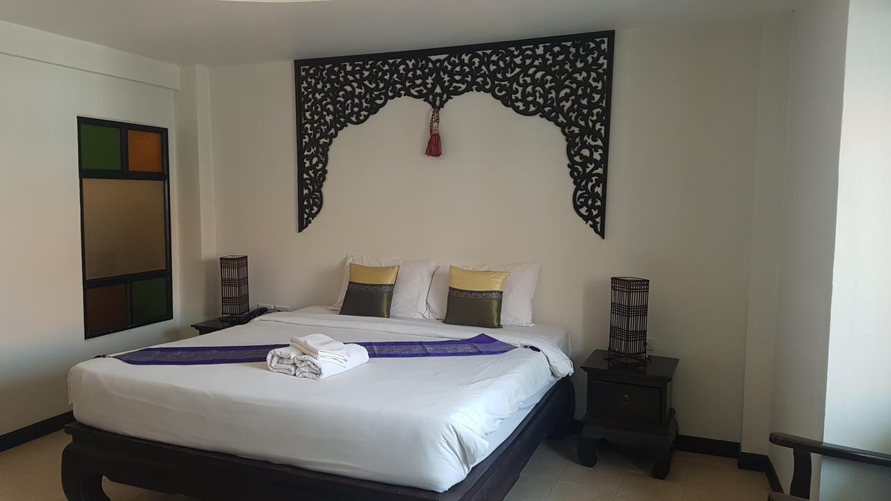 Wangburapa Grand Hotel Chiang Mai Exterior photo