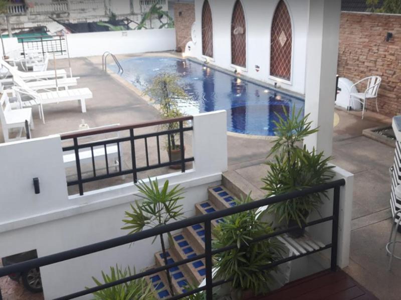 Wangburapa Grand Hotel Chiang Mai Exterior photo