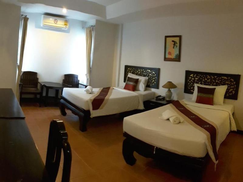 Wangburapa Grand Hotel Chiang Mai Exterior photo